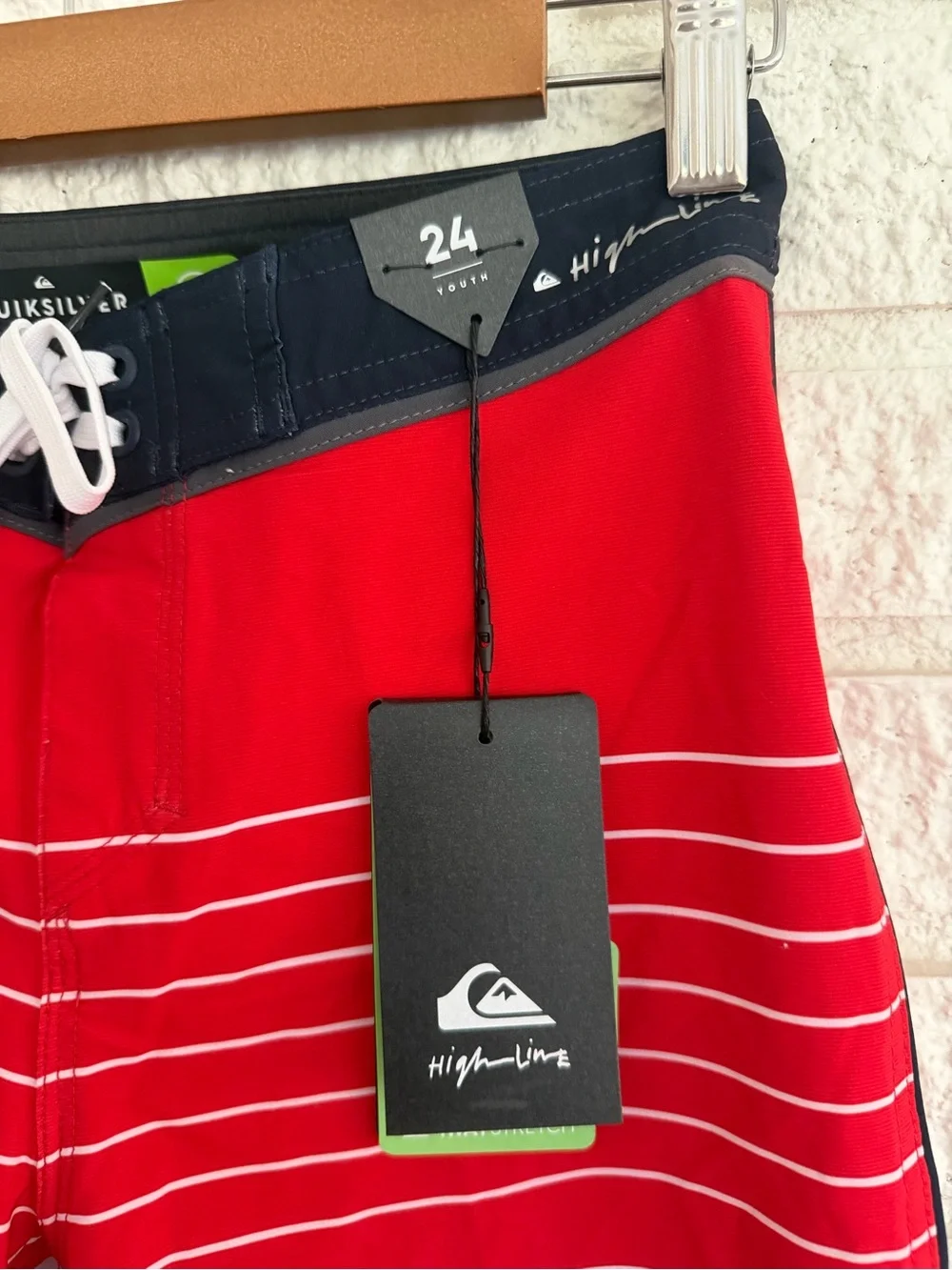 Quiksilver bright red